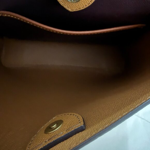 Coach Willow Pebble Leather Bucket Bag (Chalk/Brass) - Picture 7 of 9